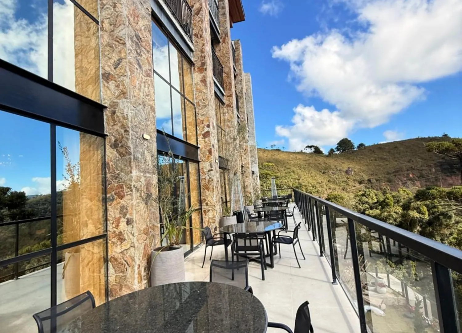 Apartamento Com Vista Resort Gran Paradiso Campos do Jordão ブラジル